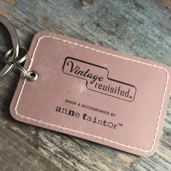 Keychain - Picture 2 of 2